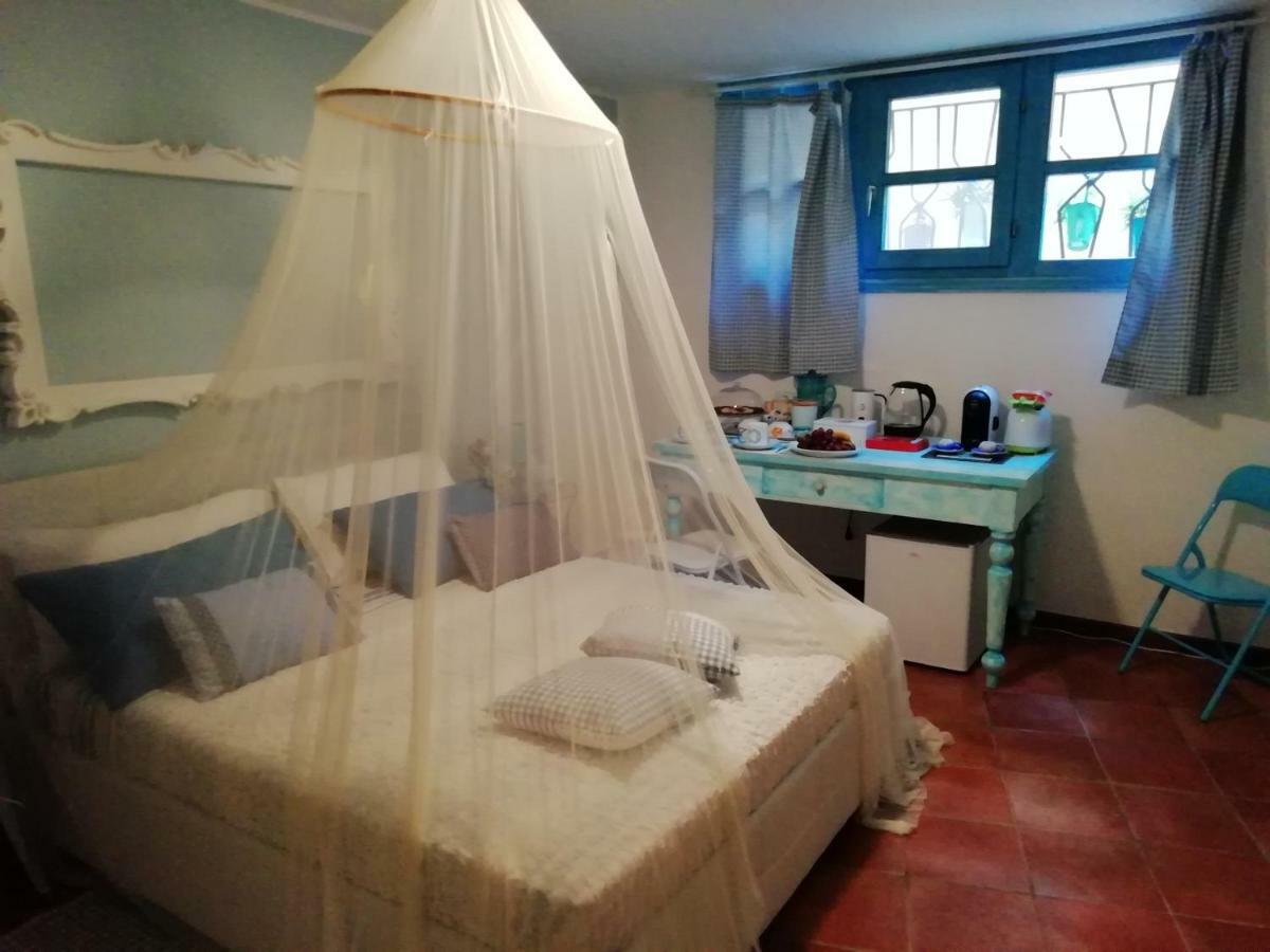 Bed and Breakfast La Forma Dell'Acqua Su Forti Exterior foto