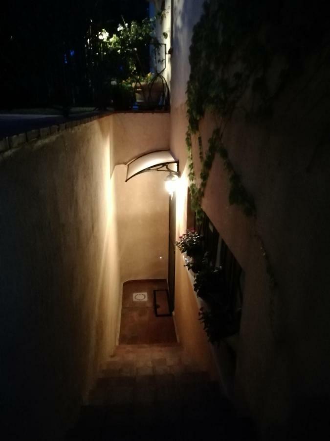 Bed and Breakfast La Forma Dell'Acqua Su Forti Exterior foto